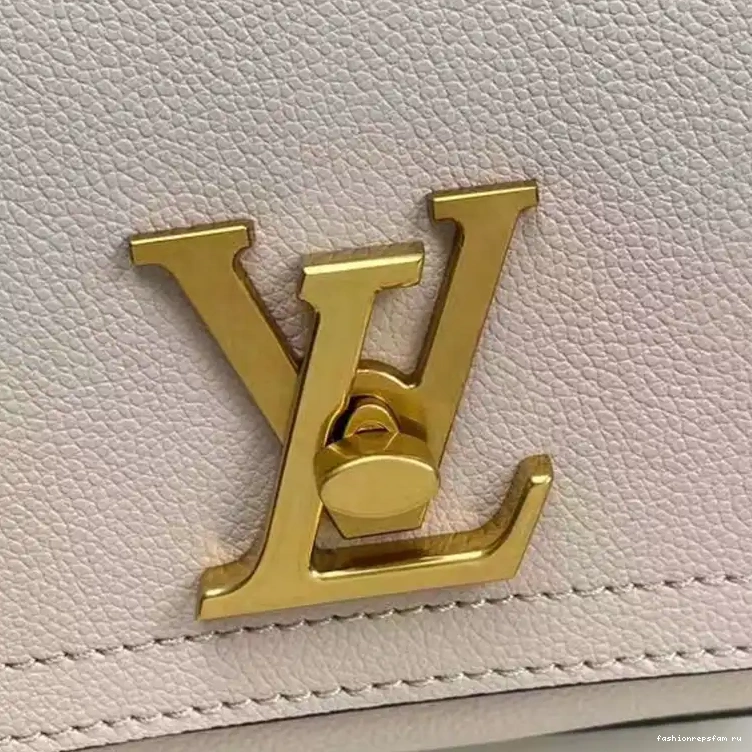 Fashionrepsfam ru Bag 2302HT0046 LV 0701
